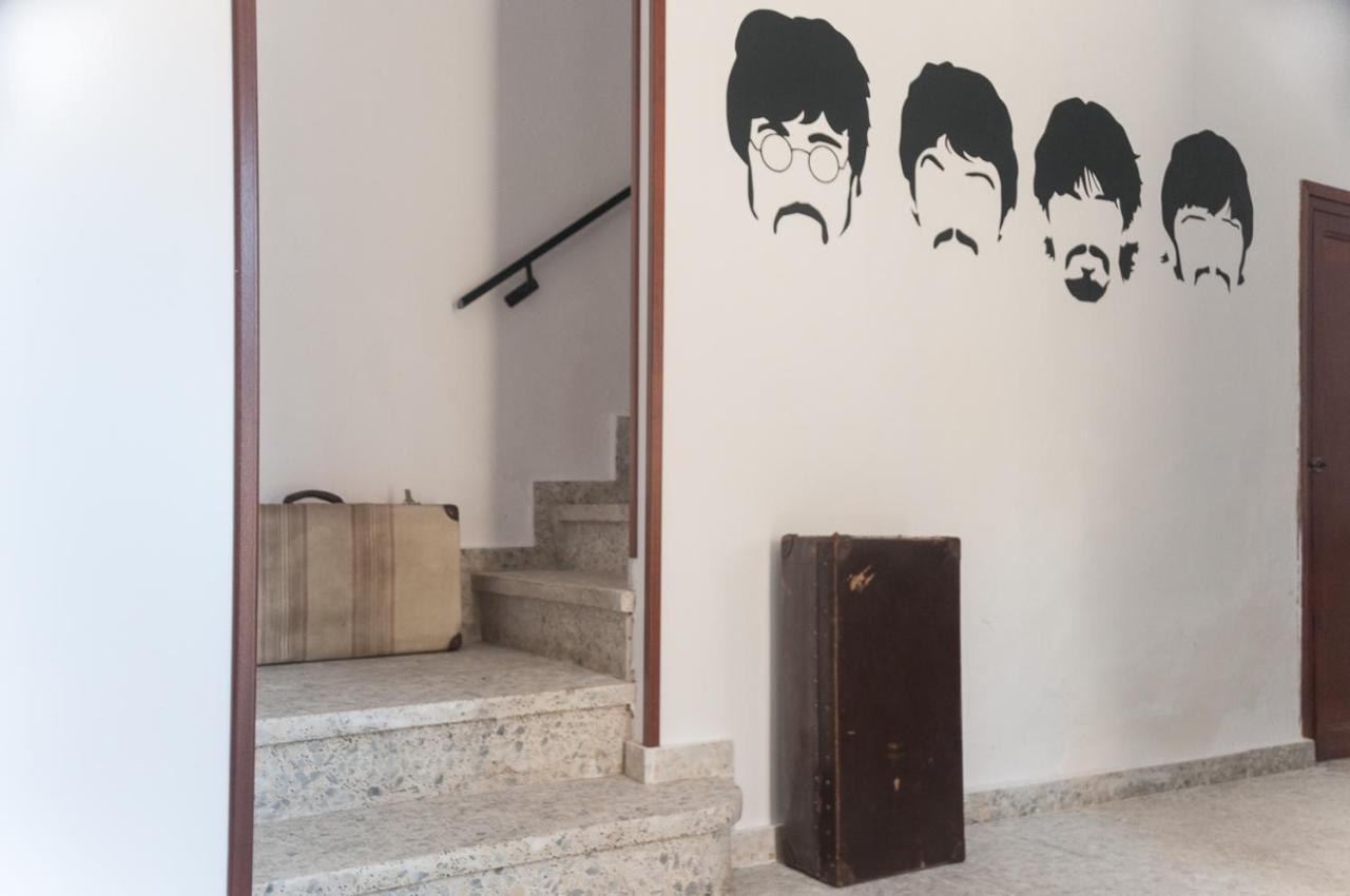 Casa Beatles Del Valle Pinos del Valle 外观 照片